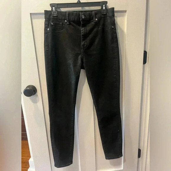 7 for all mankind ; B(AIR) HIGH WAIST ANKLE SKINNY IN COATED BLACK - Picture 7 of 11